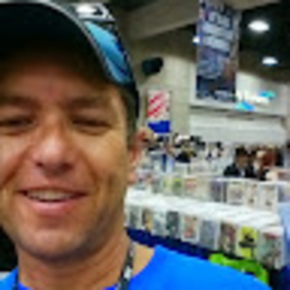 Profile Picture of Mark Hilton (@onion113) on Poshmark