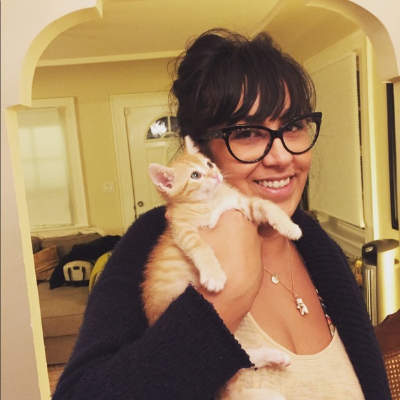 Bree Charles evenrud - Poshmark Profile Picture of Bree Charles evenrud (@breezenmeister) on Poshmark