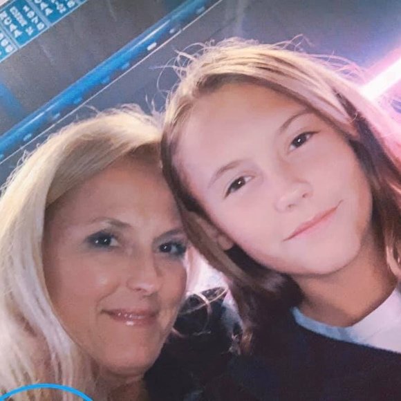 Profile Picture of Simone Gerwin (@simig) on Poshmark