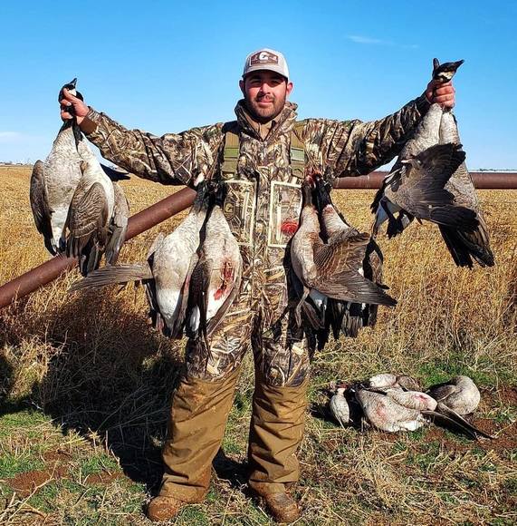 Profile Picture of Joe Garcia (@joegarcia705) on Poshmark