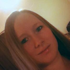 Profile Picture of Alyson Scott (@AlyScott00) on Twitter