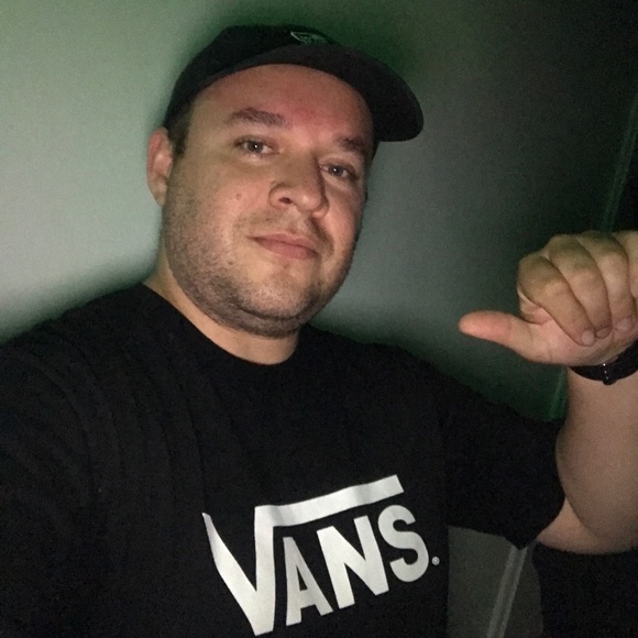 Profile Picture of Daniel Rosado (@boricuatico11) on Poshmark