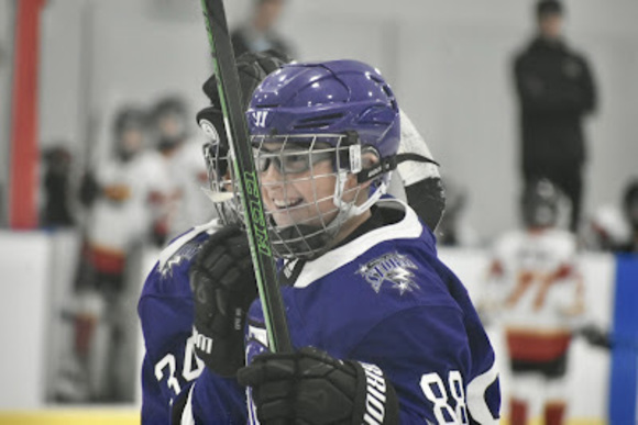 Profile Picture of Lucas Cirrincione (@locirrincione) on Poshmark