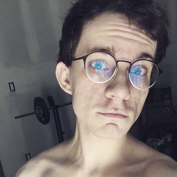 Profile Picture of David Grose (@measle) on Poshmark