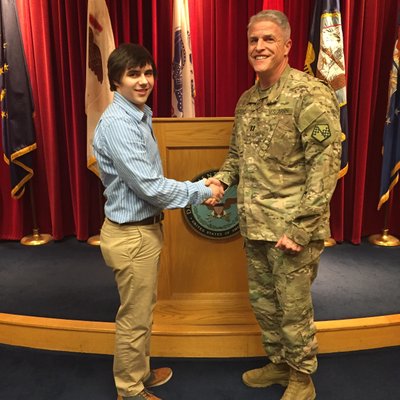 Profile Picture of Nick Ragsdale (@nragsdale21) on Twitter