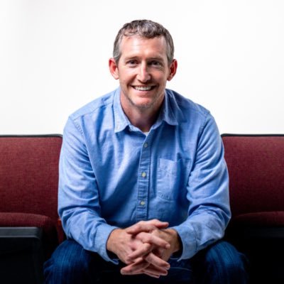 Profile Picture of Shawn Welch (@shawnguapowelch) on Twitter