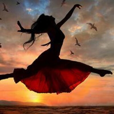 Profile Picture of Deepa Hegde (@dee_hegde) on Twitter