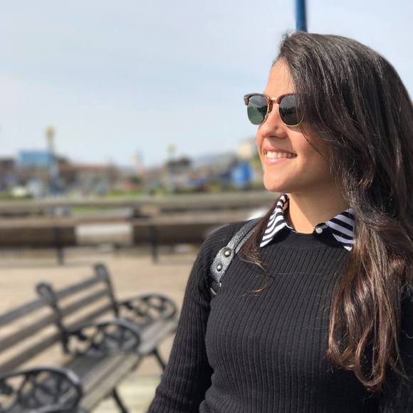 Profile Picture of Melisa Vizioli (@meliviziolib) on Poshmark
