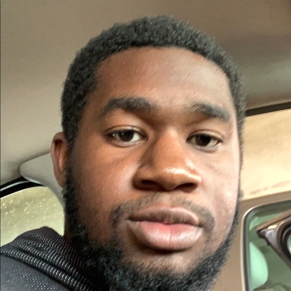 Profile Picture of Devin Chappell (@chappelldevin9) on Poshmark