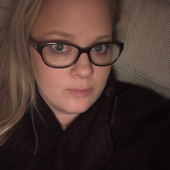 Profile Picture of Chanelle Dieckmann (@chanelleksu) on Poshmark