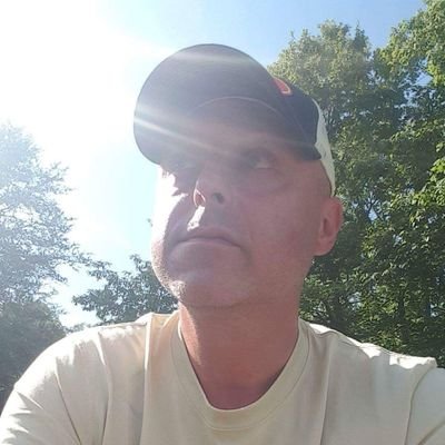 Profile Picture of David Gratton (@davidgratton01) on Twitter