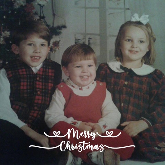 Profile Picture of Shelly Matthews (@shellymatthews) on Poshmark