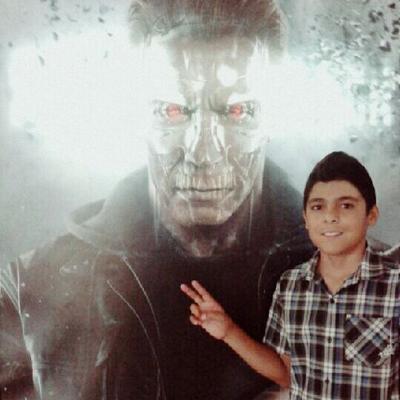 Profile Picture of Jonathan Villaseñor (@dj12villasr) on Twitter