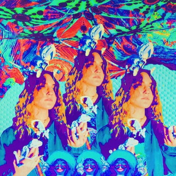 Profile Picture of Hannah Hartshorne (@hannahhart) on Poshmark