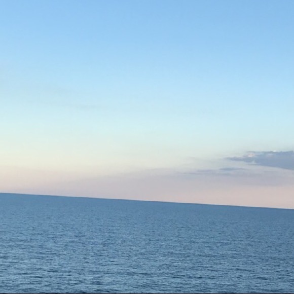 Kathryn Van scyoc - Poshmark Profile Picture of Kathryn Van scyoc (@katvs7) on Poshmark