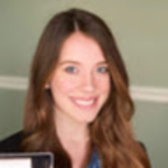 Profile Picture of Kelsi Doerrer (@kelsi_doerrer) on Poshmark