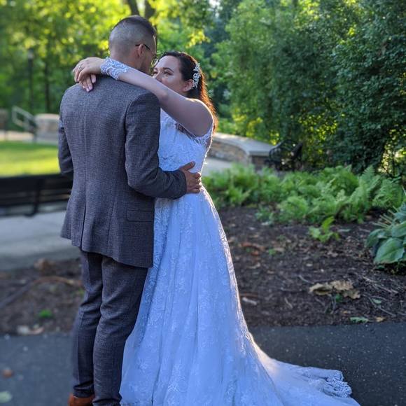 Virsaviya Volosevich - Poshmark Profile Picture of Virsaviya Volosevich (@virsaviya88) on Poshmark