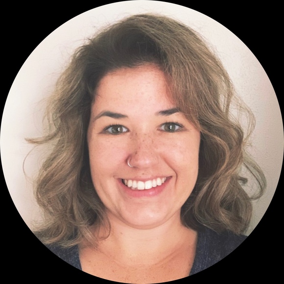 Profile Picture of Katie Marschke (@katiemarschke) on Poshmark