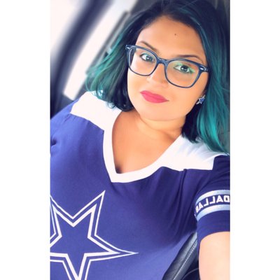 Profile Picture of Kristen Villanueva Pryor (@PryorVillanueva) on Twitter