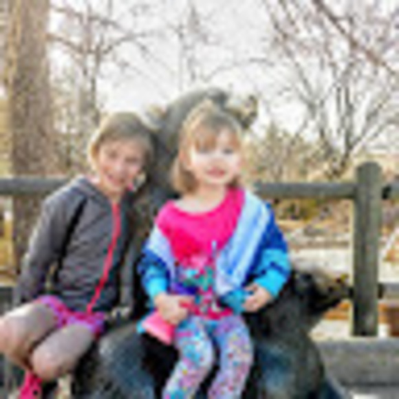 Profile Picture of Heather Roberts (@raynewynter1213) on Poshmark