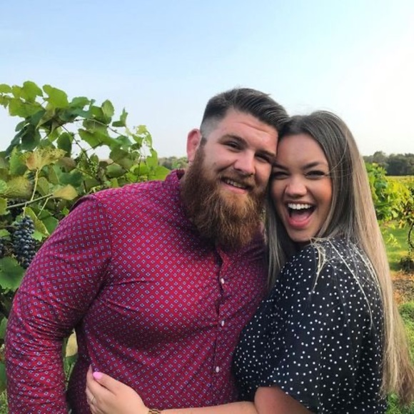 Profile Picture of Megan Wallrath (@mwallrath95) on Poshmark