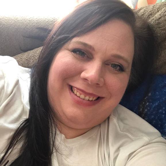 Profile Picture of Carlene Botts (@cbotts) on Poshmark