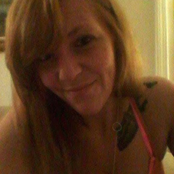 Profile Picture of Roxanne Lowery vail (@jobeevail292) on Poshmark