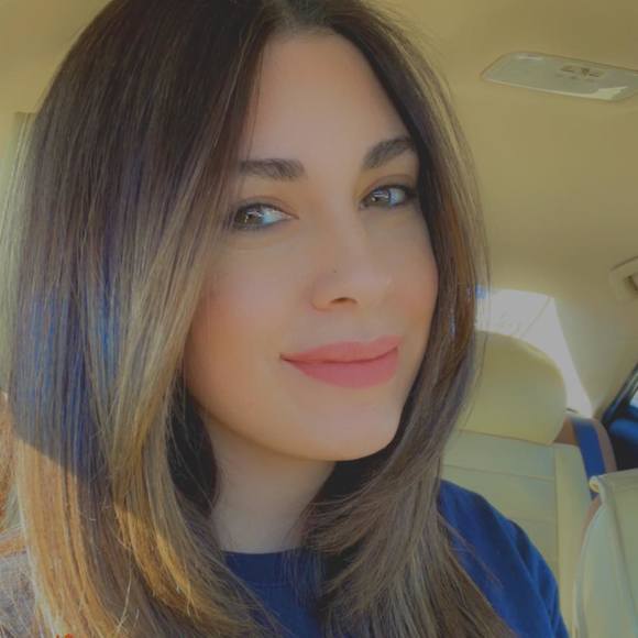 Profile Picture of Anaila Nodarse (@nodarseanaila) on Poshmark