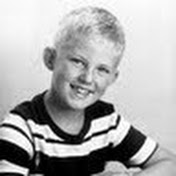 Profile Picture of Craig Kerr (@karagmaganaka) on Youtube