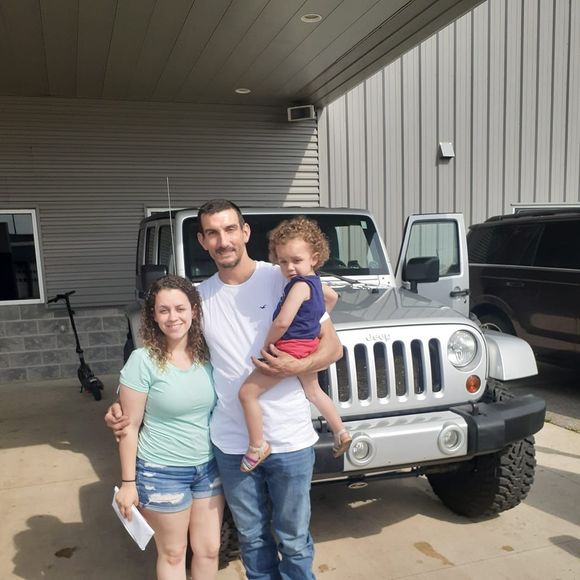 Profile Picture of Clint Pierce (@clintpierce1980) on Poshmark