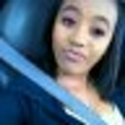 Profile Picture of Cassandra Oliver (@BabiDolphin94) on Twitter