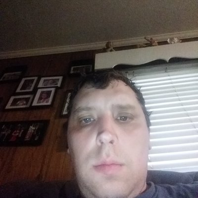 Profile Picture of Robert Hammett (@RobertHammett18) on Twitter