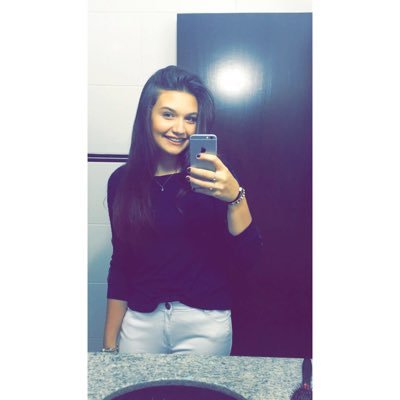 Profile Picture of Julia Lutz (@Lutz7Julia) on Twitter