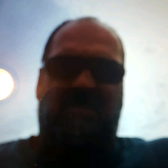 Profile Picture of Arnold Robertson (@key2key) on Poshmark
