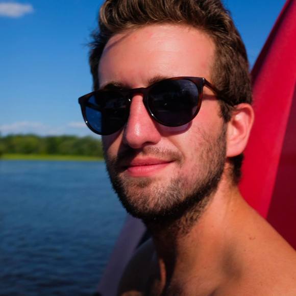 Profile Picture of Joseph Rubino (@jrubino92) on Poshmark