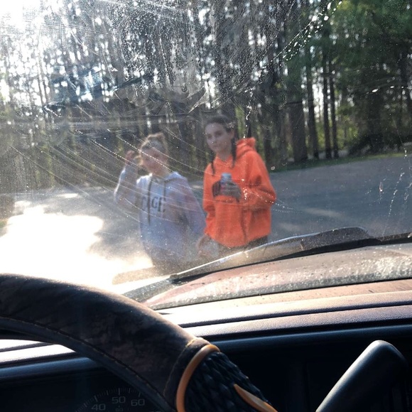 Kliniski Kliniski - Poshmark Profile Picture of Kliniski Kliniski (@kliniski) on Poshmark