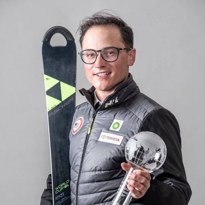 Profile Picture of Thomas Charles Walsh (@twalnutz) on Twitter