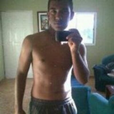 Profile Picture of Jean Carlos Duval (@05Duval) on Twitter