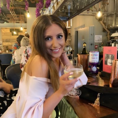 Profile Picture of Amy Louise Willis (@amywillis90) on Twitter