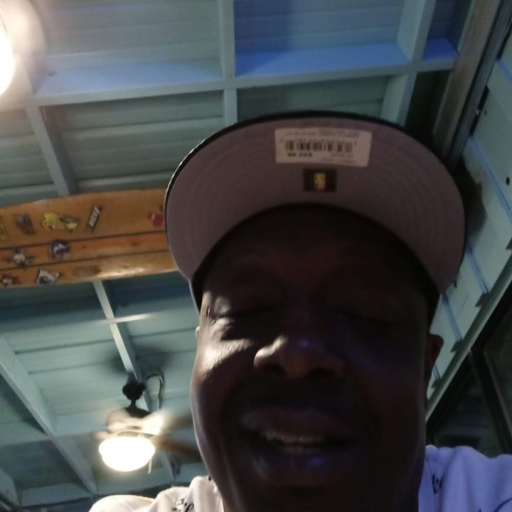 Profile Picture of Tony Snow (@tonysnow367) on Tiktok