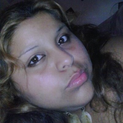 Profile Picture of Ruby Espino (@larenyna5) on Twitter