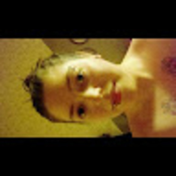 Profile Picture of Shari Buttacavoli (@sharicherry0815) on Poshmark