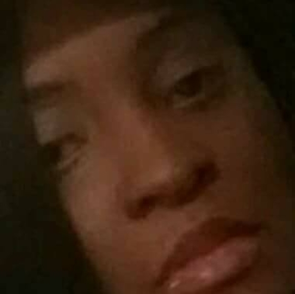 Profile Picture of Tonyell Prather (@tonyellprather) on Poshmark