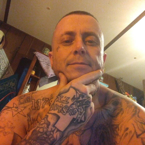 Profile Picture of Tim Black (@tim16239) on Poshmark