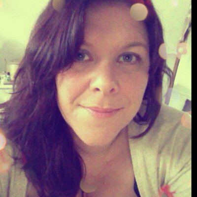 Profile Picture of Nicola James (@NicolaJames19) on Twitter