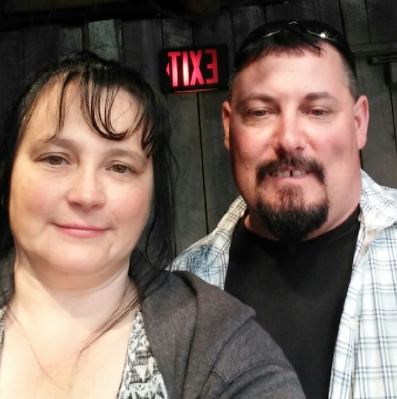 Profile Picture of Brenda Pantelis (@crazynlady73) on Poshmark