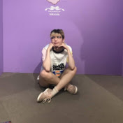 Profile Picture of Helenor Harris-Evans (@SapphireDemon2000) on Youtube