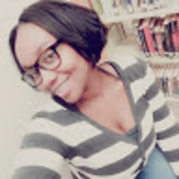 Profile Picture of Courtney Bilbro (@courtneybilbro) on Poshmark