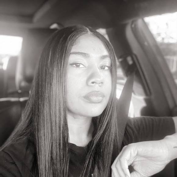 Profile Picture of Arlean Rayford (@leanbean98) on Poshmark