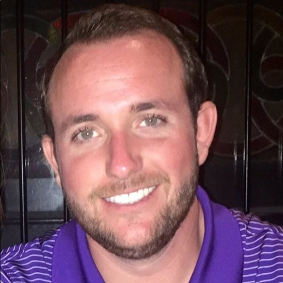 Profile Picture of Daniel Cuddy (@dcuddy46) on Poshmark